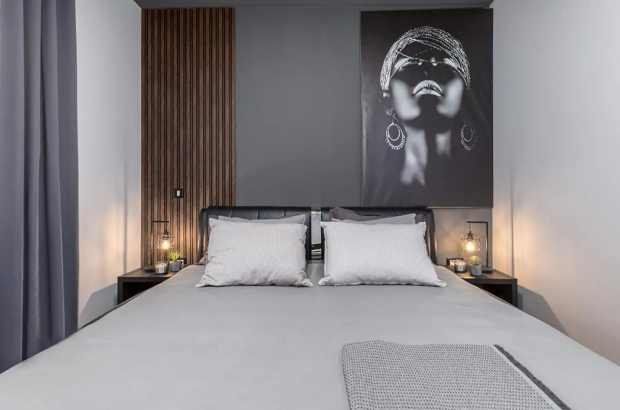 Lux Apartment Teo - New 풀라 0*,